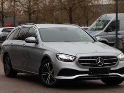 Silber Gebraucht 2021 Mercedes E220 Limousine | 38.900 € (Etwas zu teuer)