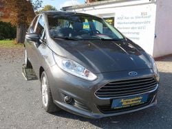 Grau Gebraucht 2017 Ford Fiesta Titanium Kleinwagen | 9.440 € (Fairer Preis)