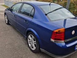 Blau Gebraucht 2003 Opel Vectra Limousine | 2.200 € (Fairer Preis)