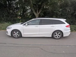 Weiß Gebraucht 2019 Ford Mondeo ST-Line Kombi | 12.900 € (Guter Preis)