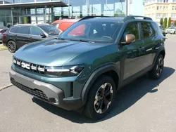 Green metallic Neu 2025 Dacia Duster Extreme SUV | 31.722 € (Etwas zu teuer)
