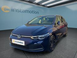 Blau Gebraucht 2023 VW Golf VIII Kombi | 29.549 € (Teuer)