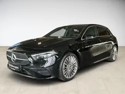 Schwarz Gebraucht 2025 Mercedes A220 Advanced Limousine | 46.770 €