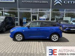 Blau Neu 2025 Suzuki Swift Comfort Limousine | 20.990 €