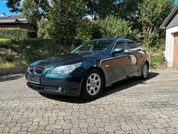 Grün Gebraucht 2006 BMW 523 Limousine | 4.000 € (Guter Preis)