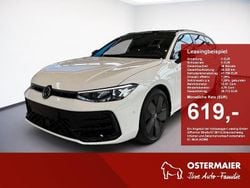 Pure white / grenadillschwarz Gebraucht 2024 VW Passat R-line Kombi | 46.990 € (Etwas zu teuer)