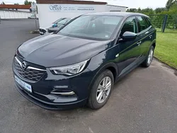 Grau Gebraucht 2018 Opel Grandland X Edition SUV | 13.990 € (Fairer Preis)