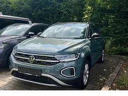 Petroleum blue metallic Gebraucht 2024 VW T-Roc Style SUV | 23.998 € (Guter Preis)