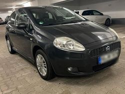 Grau Gebraucht 2007 Fiat Grande Punto Kleinwagen | 1.700 € (Fairer Preis)
