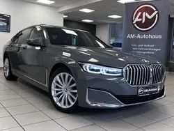 Grau Gebraucht 2021 BMW 740 Performance Limousine | 47.699 € (Guter Preis)