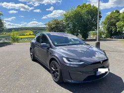Grau Gebraucht 2023 Tesla Model X Plaid SUV | 81.900 € (Fairer Preis)