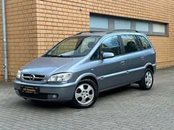 Silber Gebraucht 2005 Opel Zafira Njoy Van / Kleinbus | 3.850 € (Teuer)