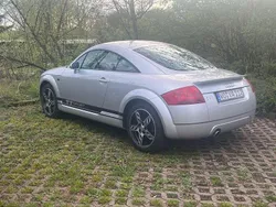 Grau Gebraucht 2002 Audi TT Ambiente Coupé | 3.600 € (Fairer Preis)