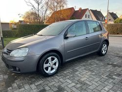Grau Gebraucht 2007 VW Golf V Limousine | 2.599 € (Fairer Preis)