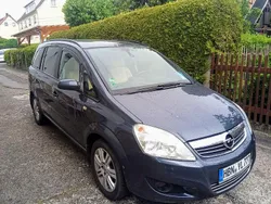 Grau Gebraucht 2008 Opel Zafira Innovation Van / Kleinbus | 2.785 € (Fairer Preis)