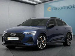 Blau Gebraucht 2022 Audi e-tron S-Line SUV | 42.399 € (Fairer Preis)