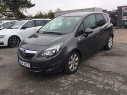 Grau Gebraucht 2011 Opel Meriva Design Edition Van / Kleinbus | 3.499 € (Guter Preis)