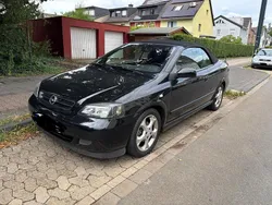 Schwarz Gebraucht 2005 Opel Astra Cabriolet Cabrio | 1.900 €