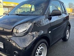 Schwarz Gebraucht 2021 Smart ForTwo Electric Drive Cabrio | 10.399 € (Guter Preis)