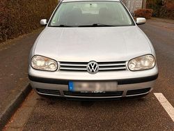 Silber Gebraucht 2001 VW Golf Limousine | 1.800 € (Fairer Preis)