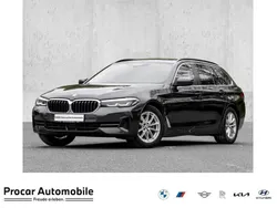 Grau Gebraucht 2022 BMW 520 Limousine | 29.996 € (Fairer Preis)