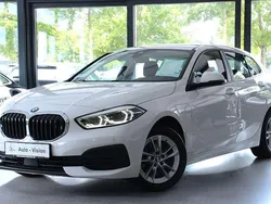 Weiß Gebraucht 2022 BMW 116 Comfort Edition Kleinwagen | 18.690 € (Fairer Preis)