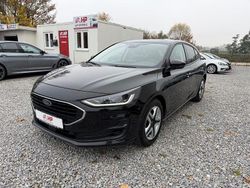 Obsidianschwarz metallic Gebraucht 2022 Ford Focus Cool & Connect Limousine | 11.999 € (Fairer Preis)