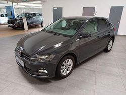 Grau Gebraucht 2018 VW Polo Highline Limousine | 11.950 € (Fairer Preis)