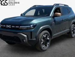 Gruen Neu 2024 Dacia Duster Extreme SUV | 29.650 € (Fairer Preis)