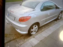 Gebraucht 2006 Peugeot 206 CC Cabrio | 1.100 € (Guter Preis)