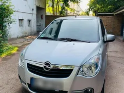 Silber Gebraucht 2008 Opel Agila Kleinwagen | 3.200 €