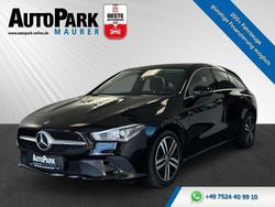 Schwarz Gebraucht 2022 Mercedes CLA200 Shooting Brake Kombi | 18.498 € (Guter Preis)