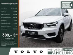 Weiß Gebraucht 2022 Volvo XC40 Inscription SUV | 30.890 € (Guter Preis)