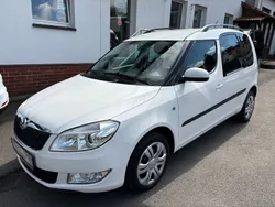 Weiß Gebraucht 2013 Skoda Roomster Plus Edition Kombi | 3.990 € (Guter Preis)