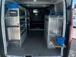 Weiß Gebraucht 2016 Ford Transit Custom Van / Kleinbus | 8.450 € (Fairer Preis)