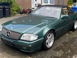 Grün Gebraucht 1991 Mercedes SL300 Cabrio | 13.000 €