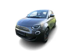 Grau Gebraucht 2021 Fiat 500e Icon Limousine | 18.049 € (Fairer Preis)