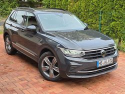 Grau Gebraucht 2023 VW Tiguan Life SUV | 28.500 € (Superpreis)