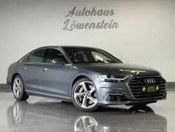 Grau Gebraucht 2021 Audi A8 Comfort Limousine | 58.980 € (Fairer Preis)