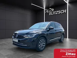 Schwarz Gebraucht 2021 VW Tiguan Life SUV | 24.950 € (Fairer Preis)