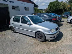 Silber Gebraucht 2000 VW Polo Limousine | 600 € (Fairer Preis)