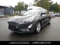 Grau Gebraucht 2020 Ford Focus Cool & Connect Kombi | 8.900 € (Superpreis)