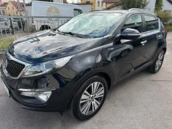 Schwarz Gebraucht 2015 Kia Sportage Platinum Edition SUV | 10.900 € (Guter Preis)
