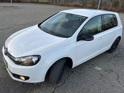 Weiß Gebraucht 2012 VW Golf Style Limousine | 5.000 € (Guter Preis)
