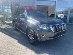 Grau Gebraucht 2018 Toyota Land Cruiser Executive SUV | 41.000 € (Fairer Preis)