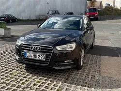 Schwarz Gebraucht 2015 Audi A3 Sportback Ambiente Limousine | 9.500 € (Guter Preis)