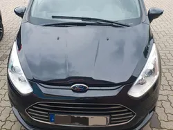Schwarz Gebraucht 2014 Ford B-MAX Van / Kleinbus | 9.999 €
