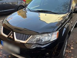 Schwarz Gebraucht 2010 Mitsubishi Outlander SUV | 3.999 €