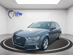 Grau Gebraucht 2020 Audi A3 Sport Limousine | 22.970 € (Fairer Preis)