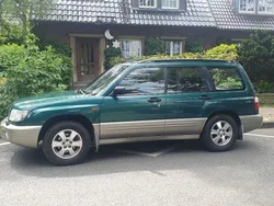Grün Gebraucht 2001 Subaru Forester SUV | 7.500 €